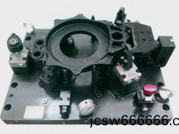 製動(dong)器(qi)底(di)闆(ban)液壓裌(jia)具(ju)